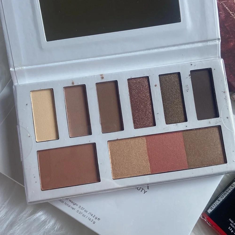 Eyeshadow Palette Bundle; Ofta Mannakadar Dominique Cosmetics & Estate - Picture 3 of 10